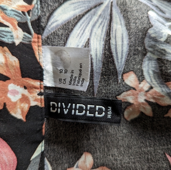 Floral Tie-up Shirt - Picture 4 of 4